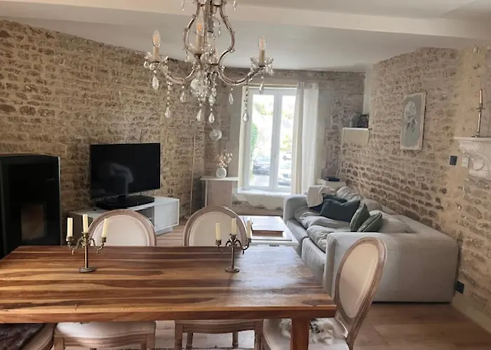Charming Renovated House In Fontaine-Henry