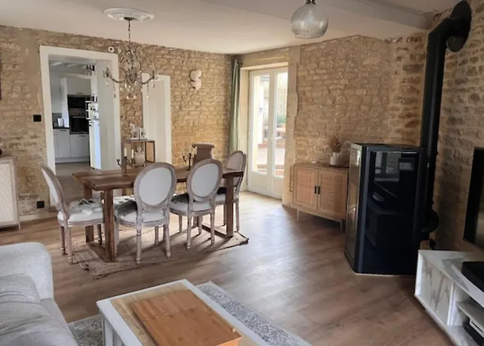 Nyaraló Charming Renovated House In Fontaine-Henry